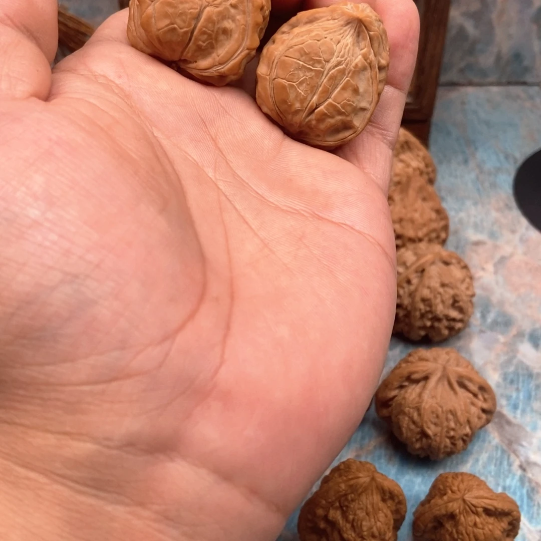 好***好文玩核桃吊坠火焰山