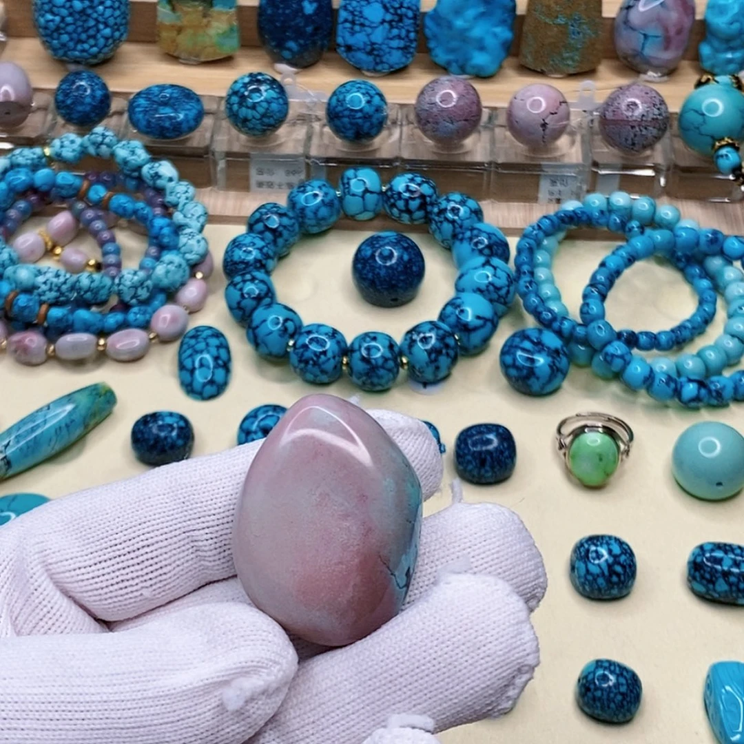 绿松石未镶嵌珠宝奇石