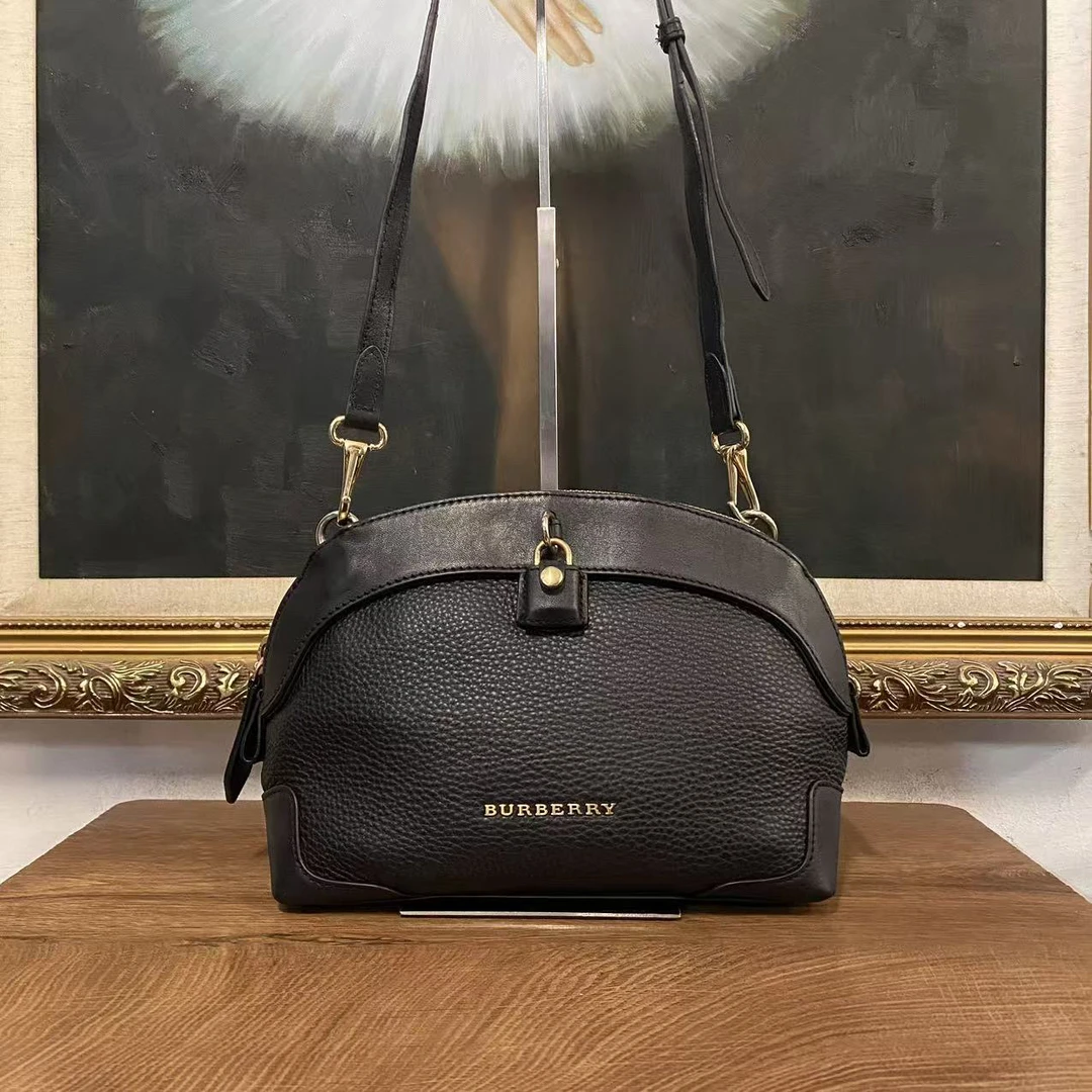 95新 BURBERRY/博柏利 巴宝莉斜挎包/001346