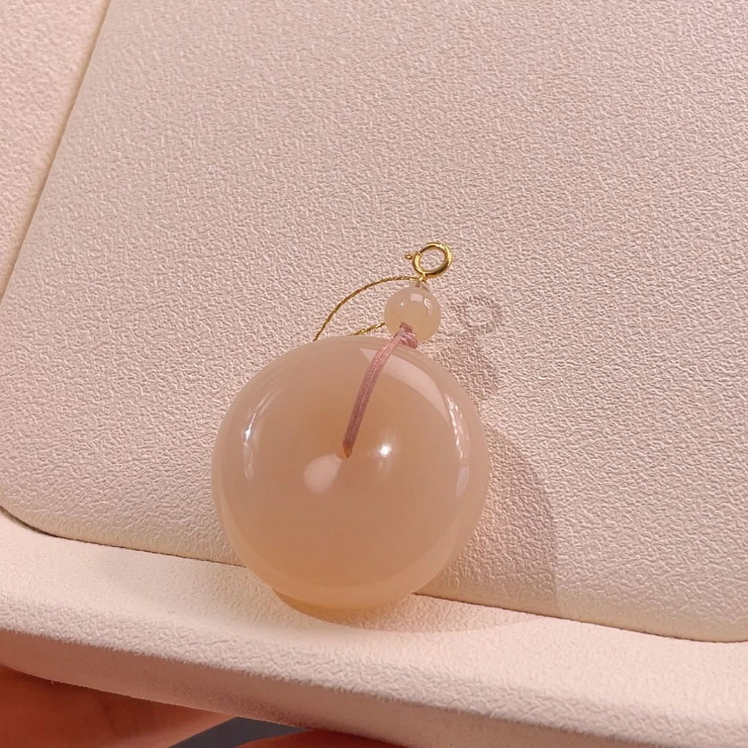 吊坠(不含链)18K金镶嵌和田玉浓熟红粉胖扣孤品