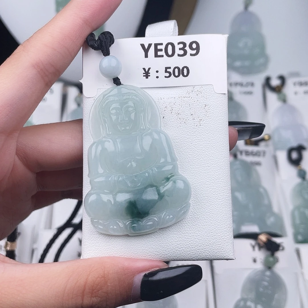 翡翠未镶嵌颈饰YE039