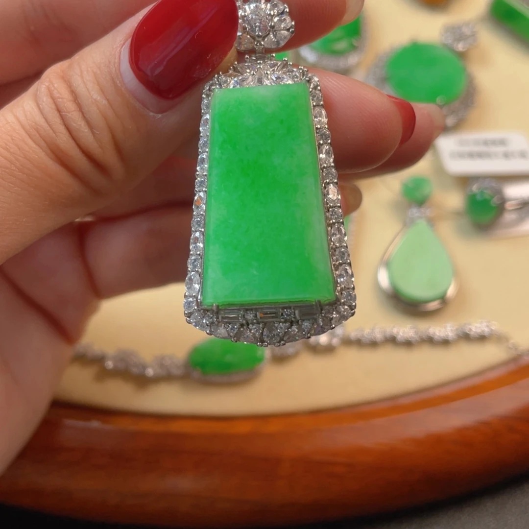 翡翠吊坠(不含链)银S925镶嵌