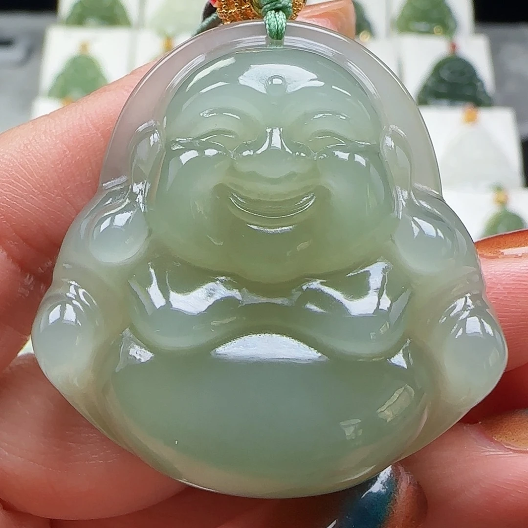 和田玉18K金镶嵌吊坠(赠链)