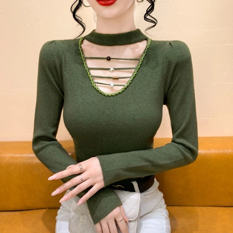 实拍 秋冬高级感洋气挂脖镂空钉钻长袖针织衫打底衫内搭外穿毛衣