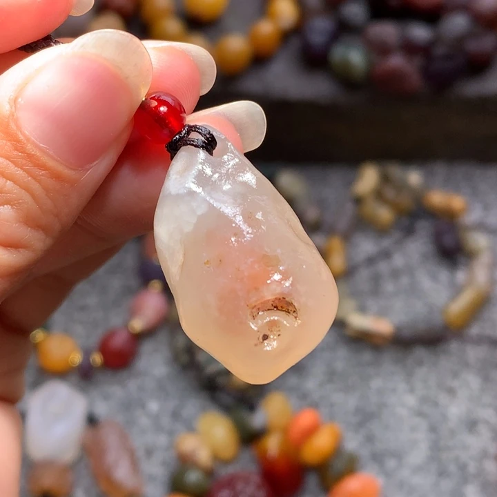 玛瑙/玉髓未镶嵌珠宝半成品