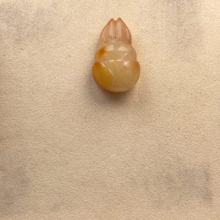 裸石琥珀未镶嵌好