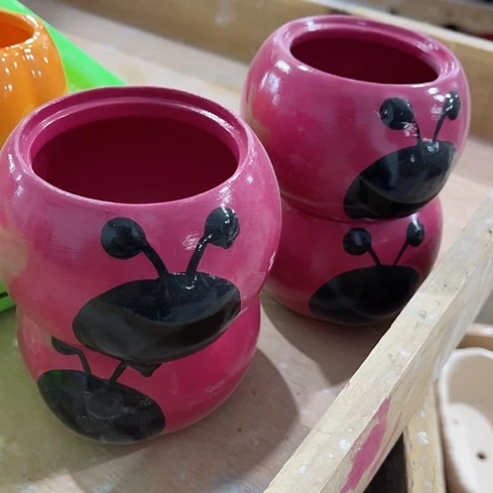 多肉绿植陶瓷花盆9.9包邮，有孔