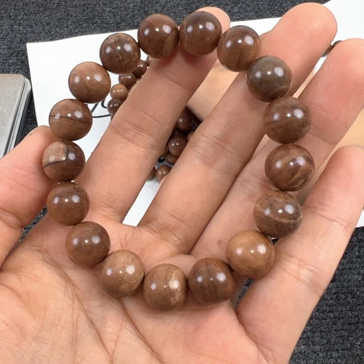 木檀香1.2供奉料，瑕疵……………………