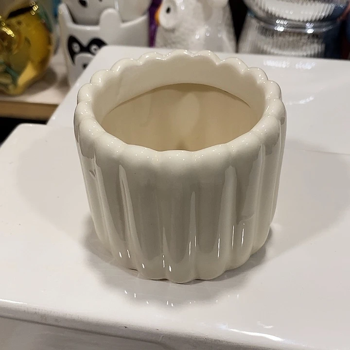 摆件陶盆有孔 瑕疵介意勿拍