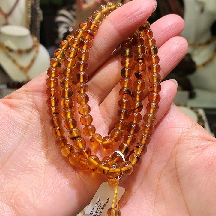 琥珀裸石未镶嵌金珀