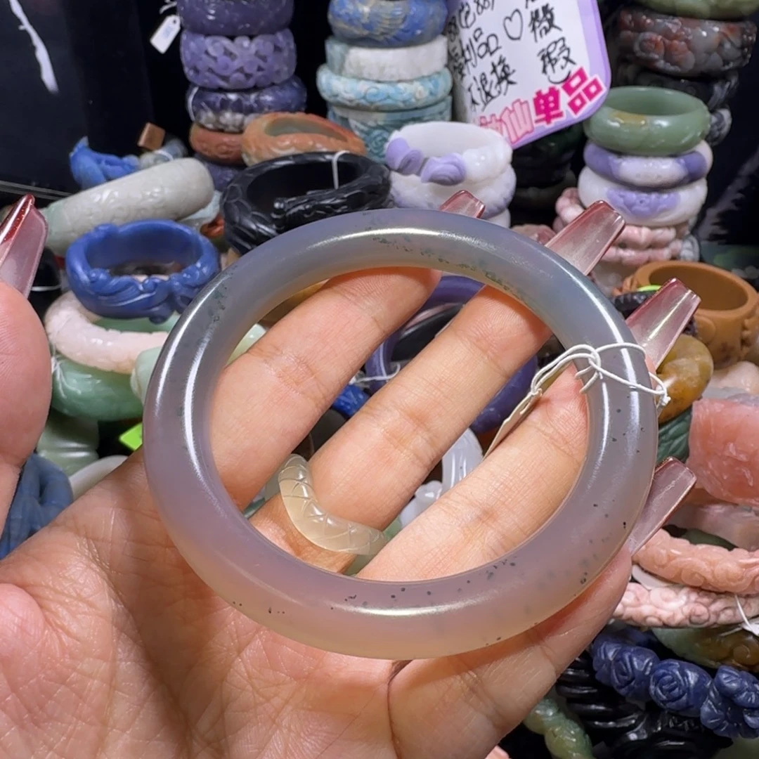 石英质玉（佘太翠）未镶嵌手镯29，62，不退换