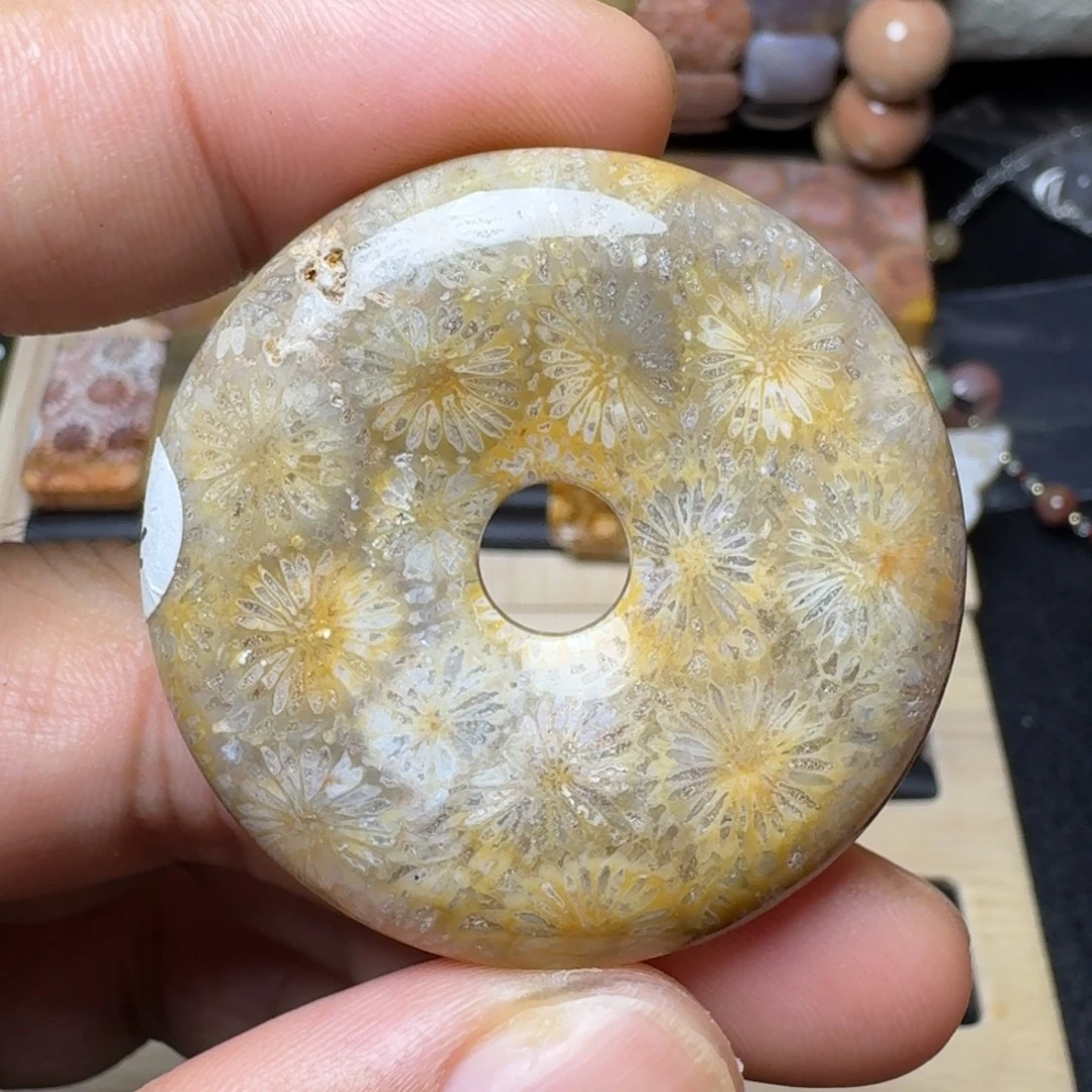 硅化玉未镶嵌纯天然色有机玉石保真色
