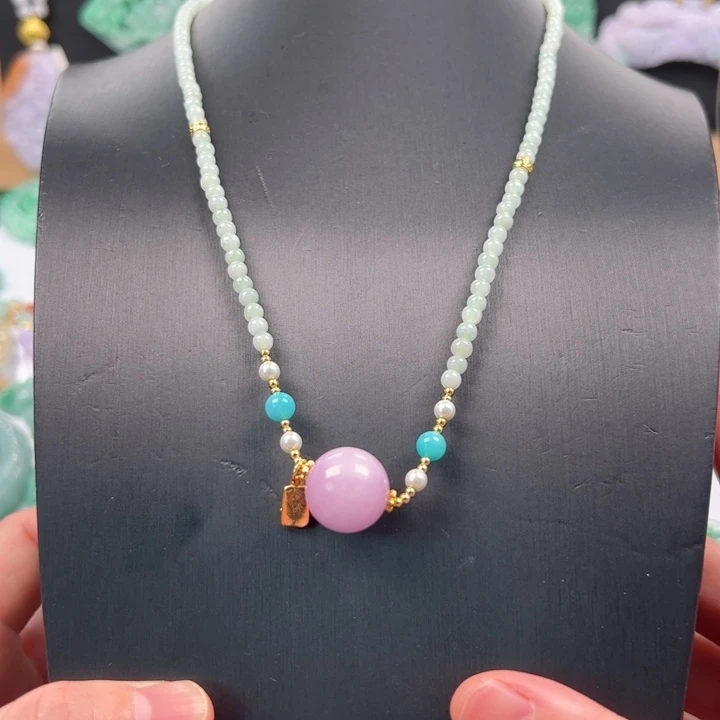 翡翠未镶嵌颈饰吊坠