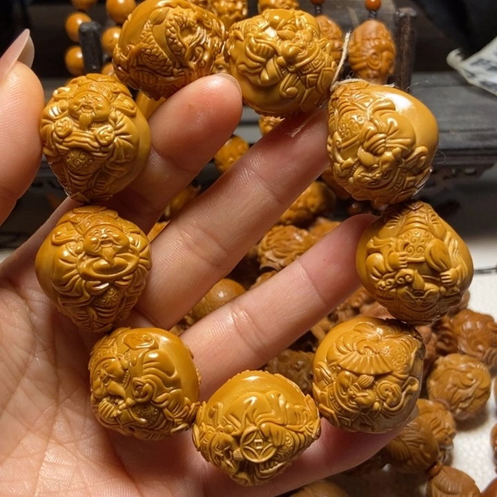 【闪购商品】橄榄核手串/手链伊**饰龙财神2.6