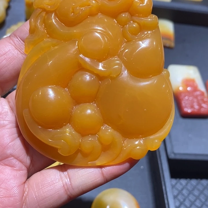石英质玉（黄龙玉）未镶嵌挂件