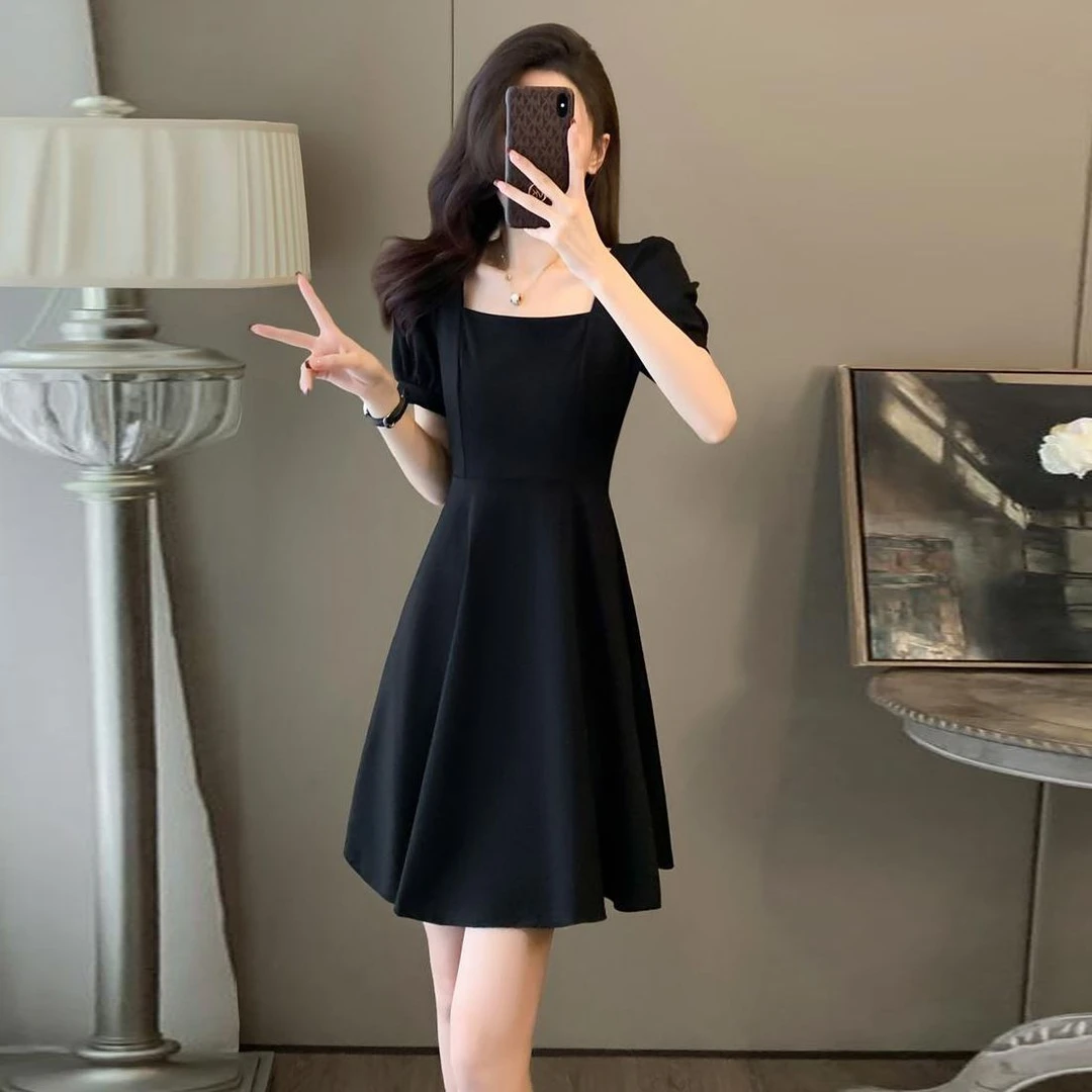 高档夏天裙子女款爆款2025新款高贵洋气上档次女装连衣裙小黑裙