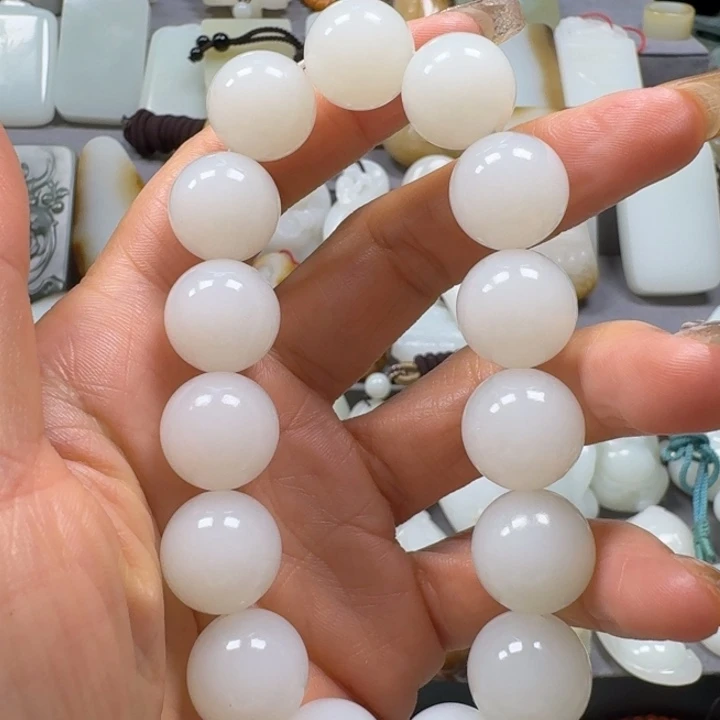 和田玉手串未镶嵌