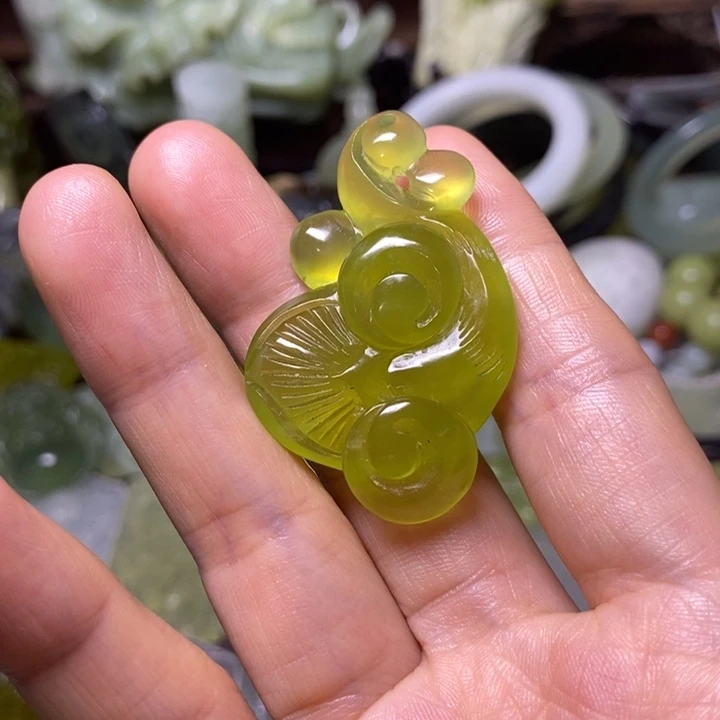 岫玉未镶嵌岫玉挂件