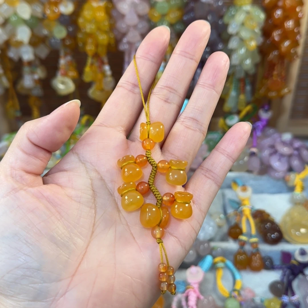 玛瑙/玉髓未镶嵌手机挂件