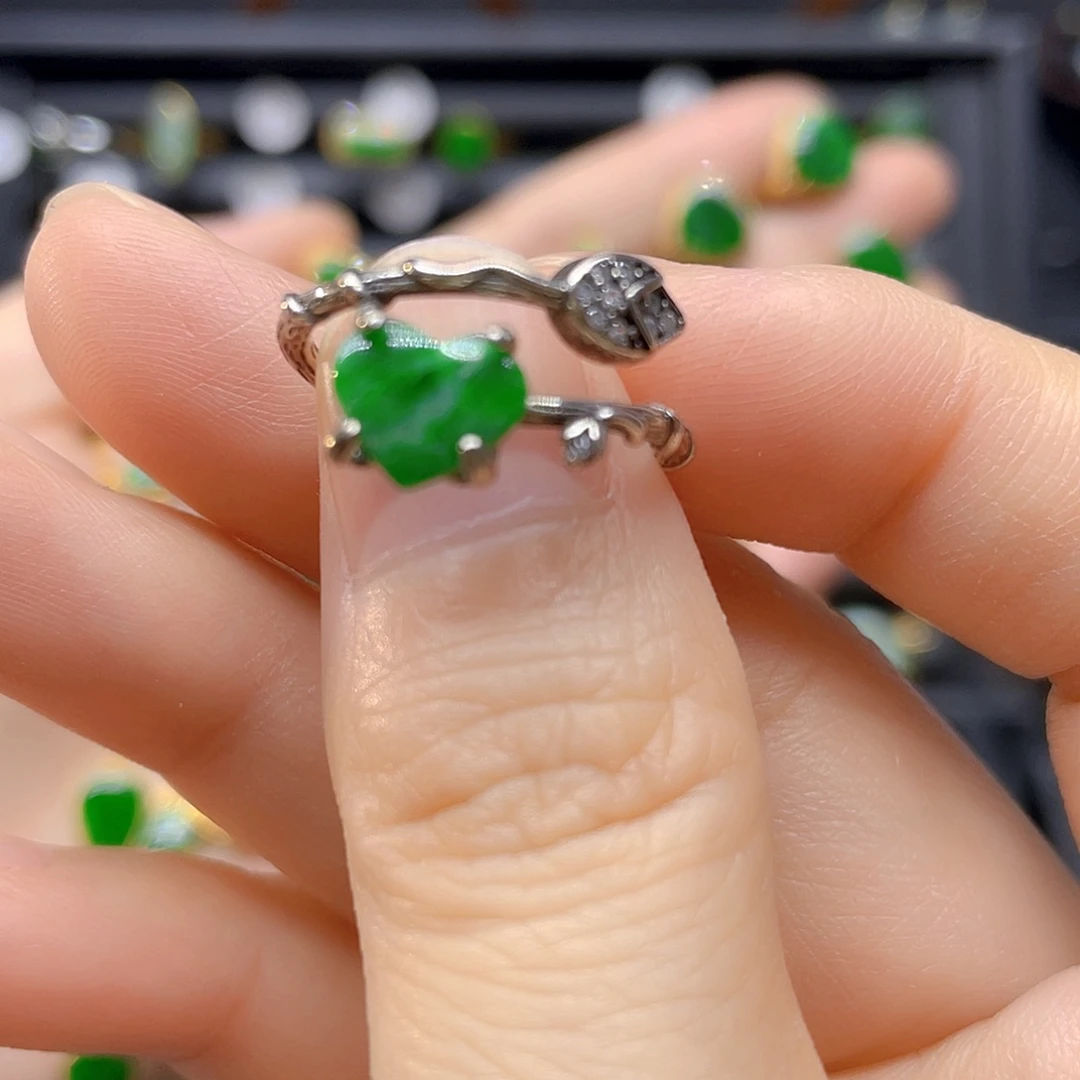 翡翠戒指银S925镶嵌