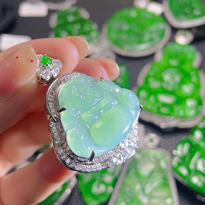 翡翠颈饰未镶嵌68，