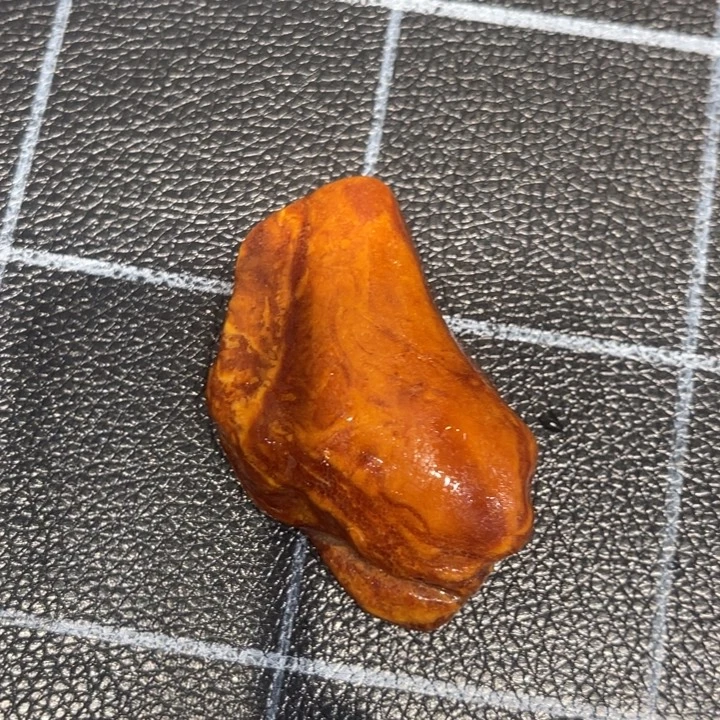 定制蜜蜡未镶嵌裸石