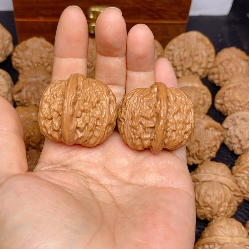 【闪购商品】文玩核桃吊坠龙*半壁