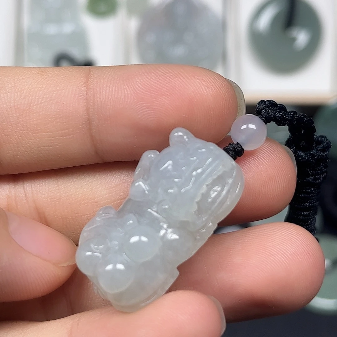 翡翠未镶嵌颈饰缅甸翡翠
