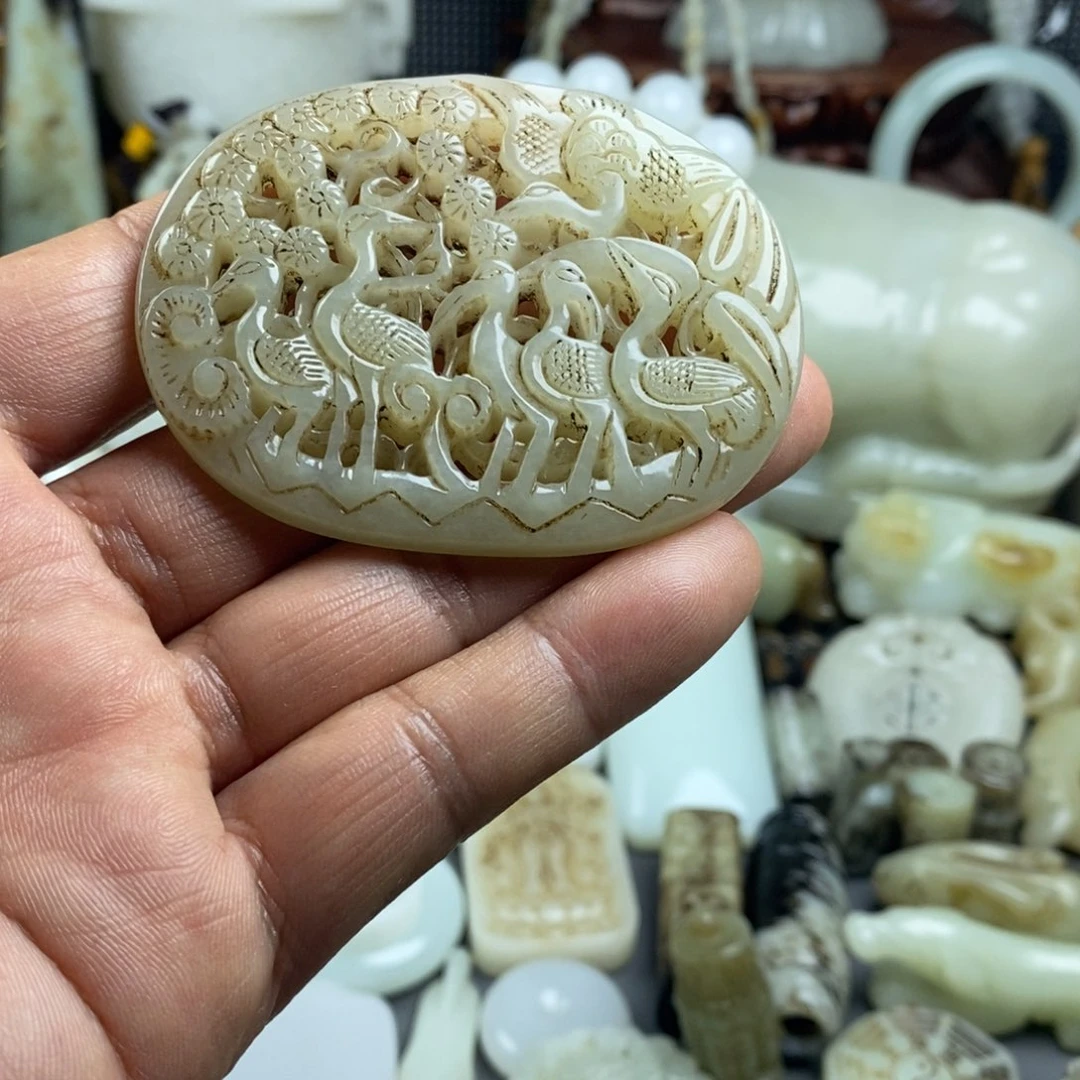 和田玉（糖玉）未镶嵌颈饰