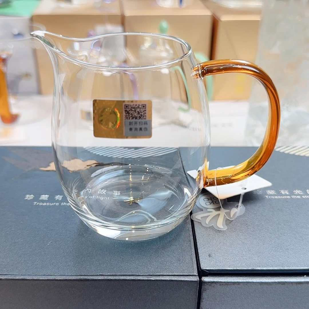 禾器澄然公道杯琥珀色