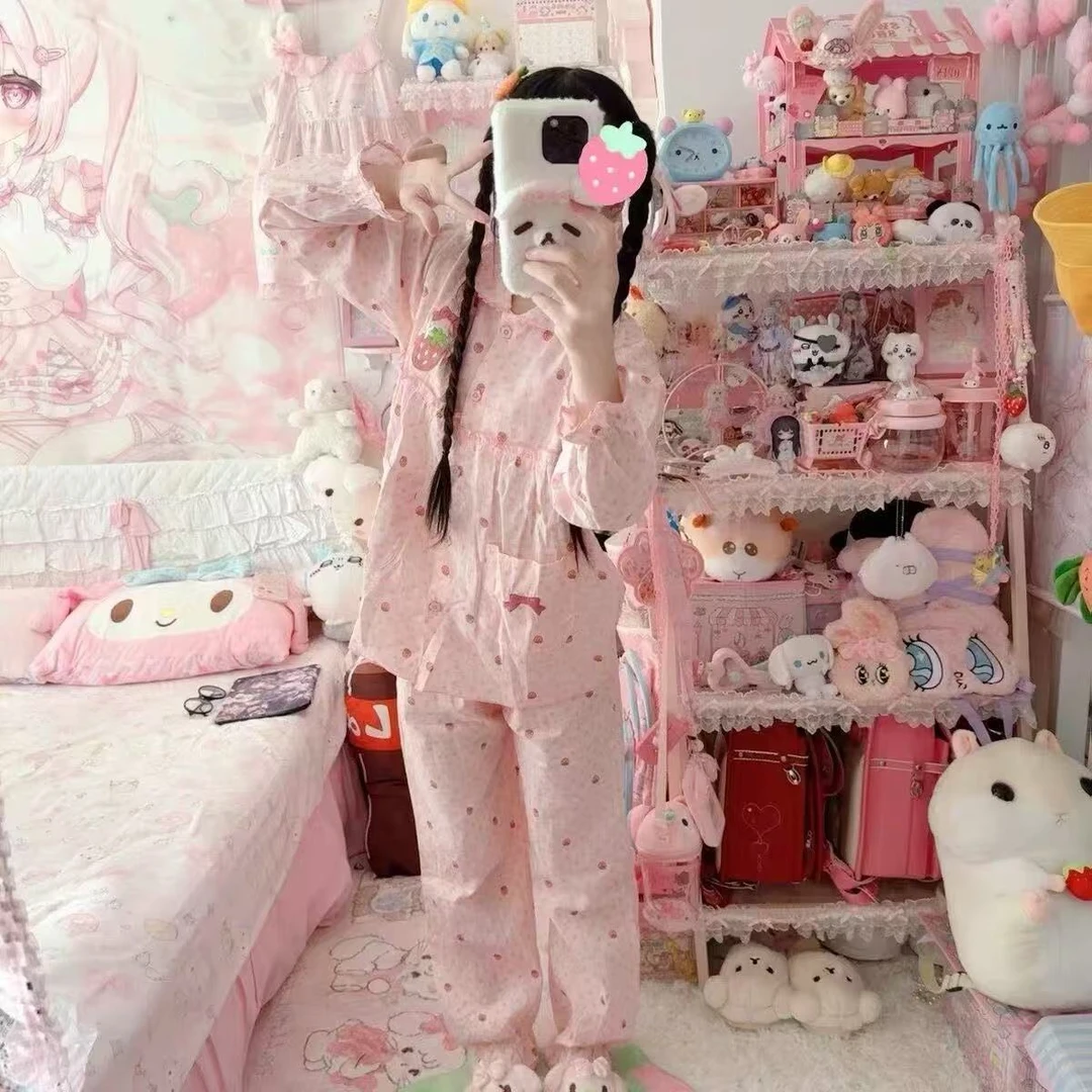 「工厂直发」可爱睡衣女刺绣草莓花边2025新款秋冬长袖可外穿家居服