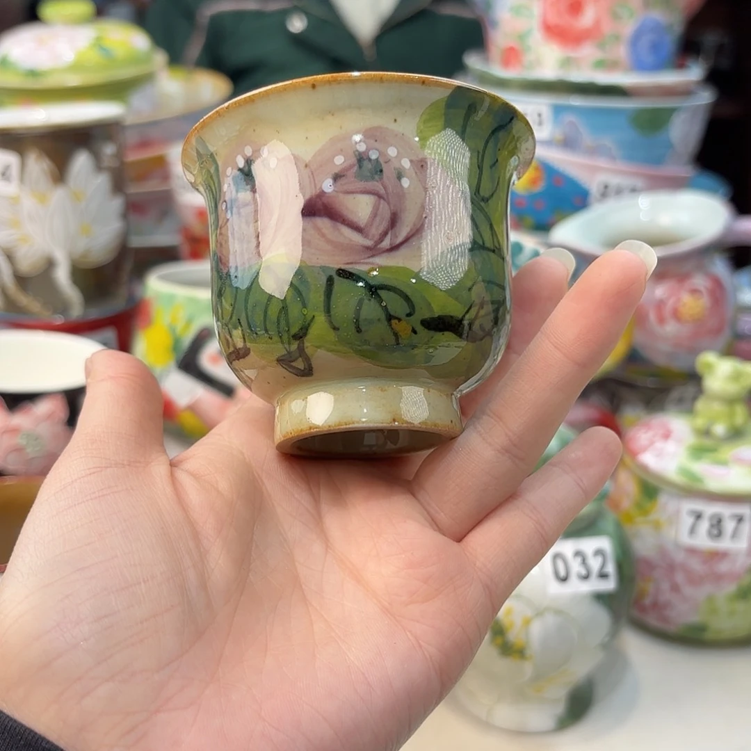 瓷片兔兔好可爱啊