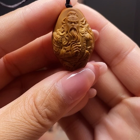 橄榄核的颜色和颜色