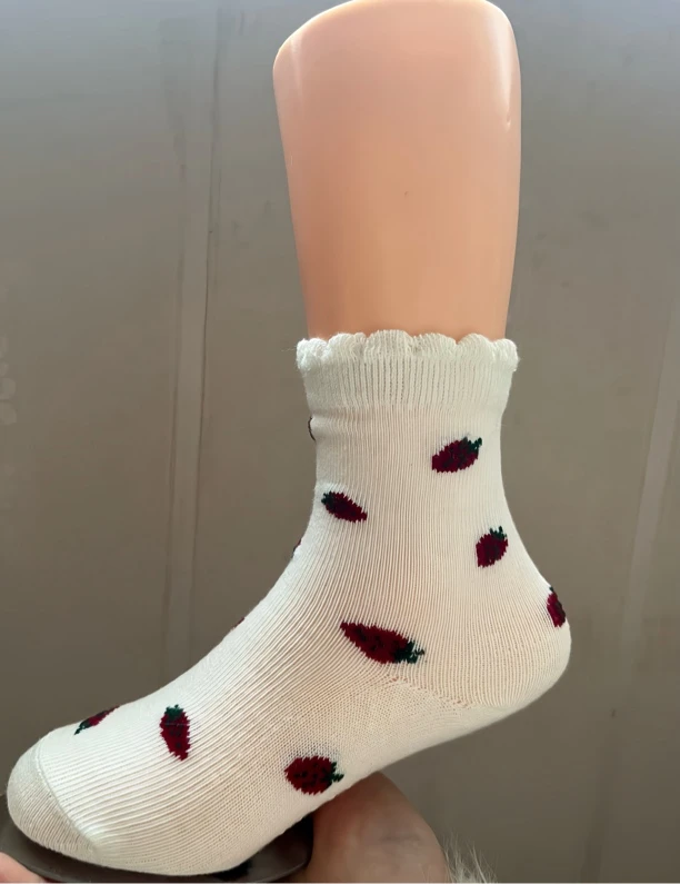 潮袜！百搭男女袜童袜！直播间过款！备注编码！默认瑕疵！脏！介意勿拍