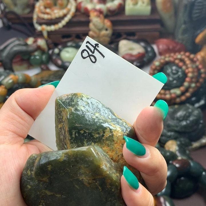 岫岩河磨玉（透闪石质玉）把件未镶嵌