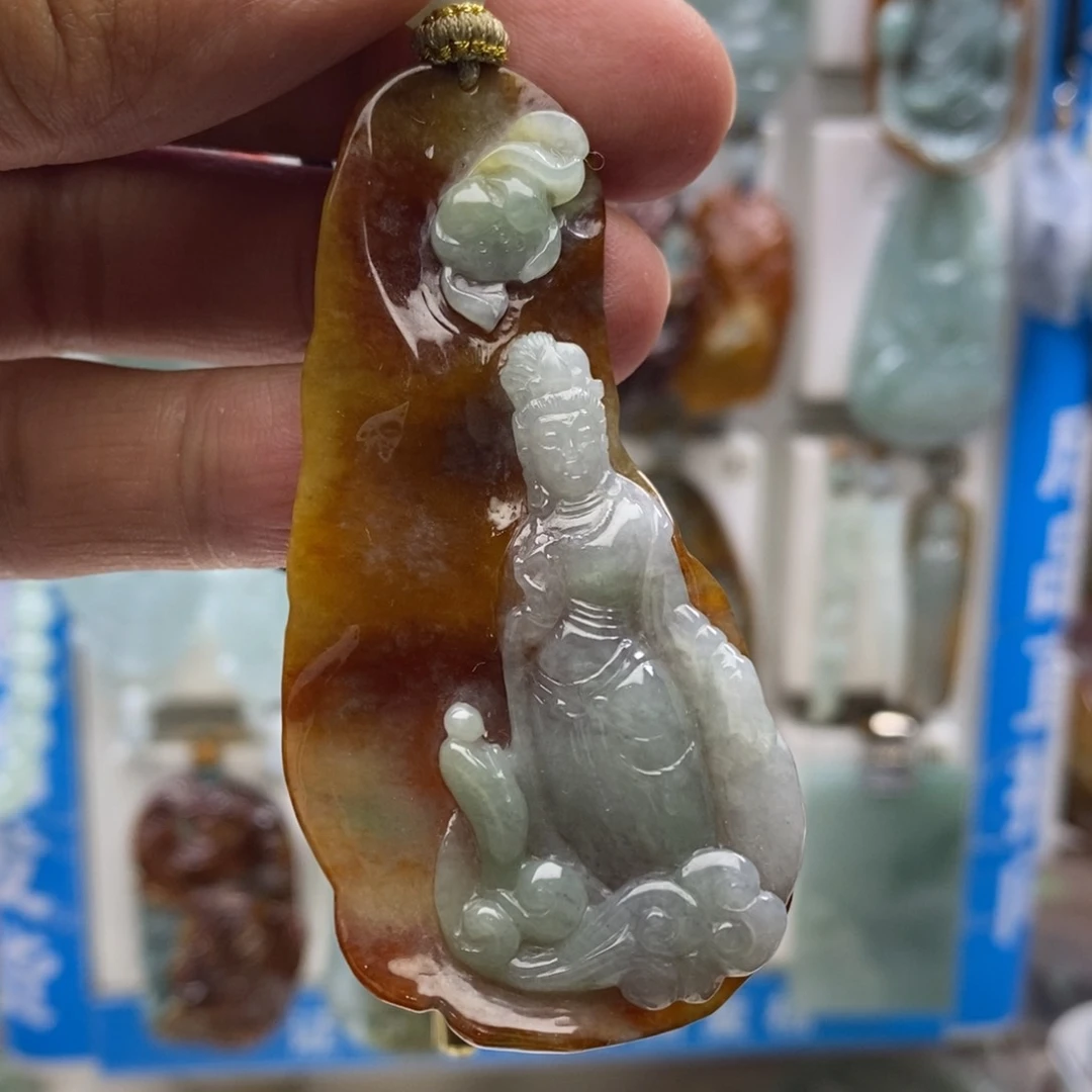翡翠颈饰未镶嵌观音