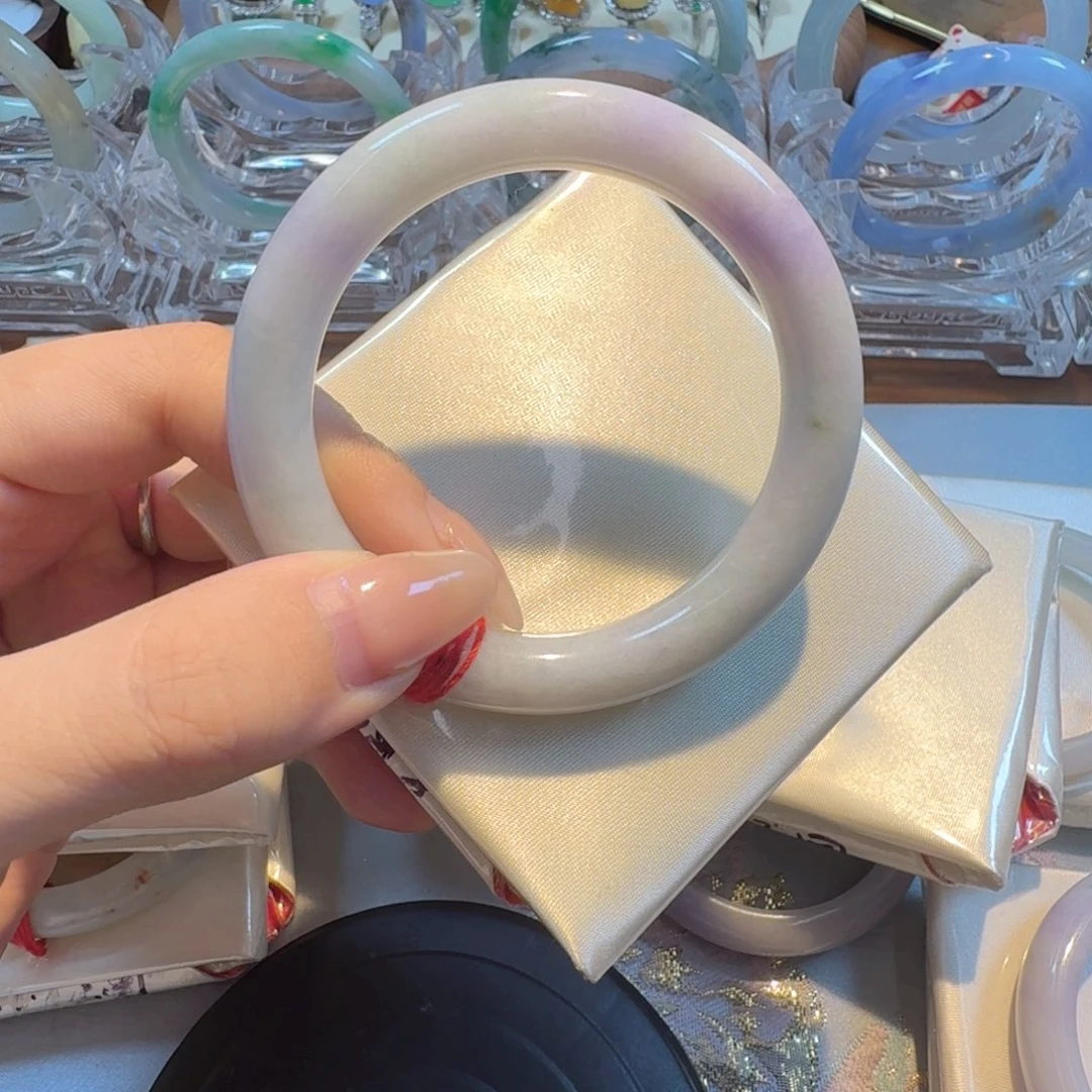 翡翠未镶嵌手镯55