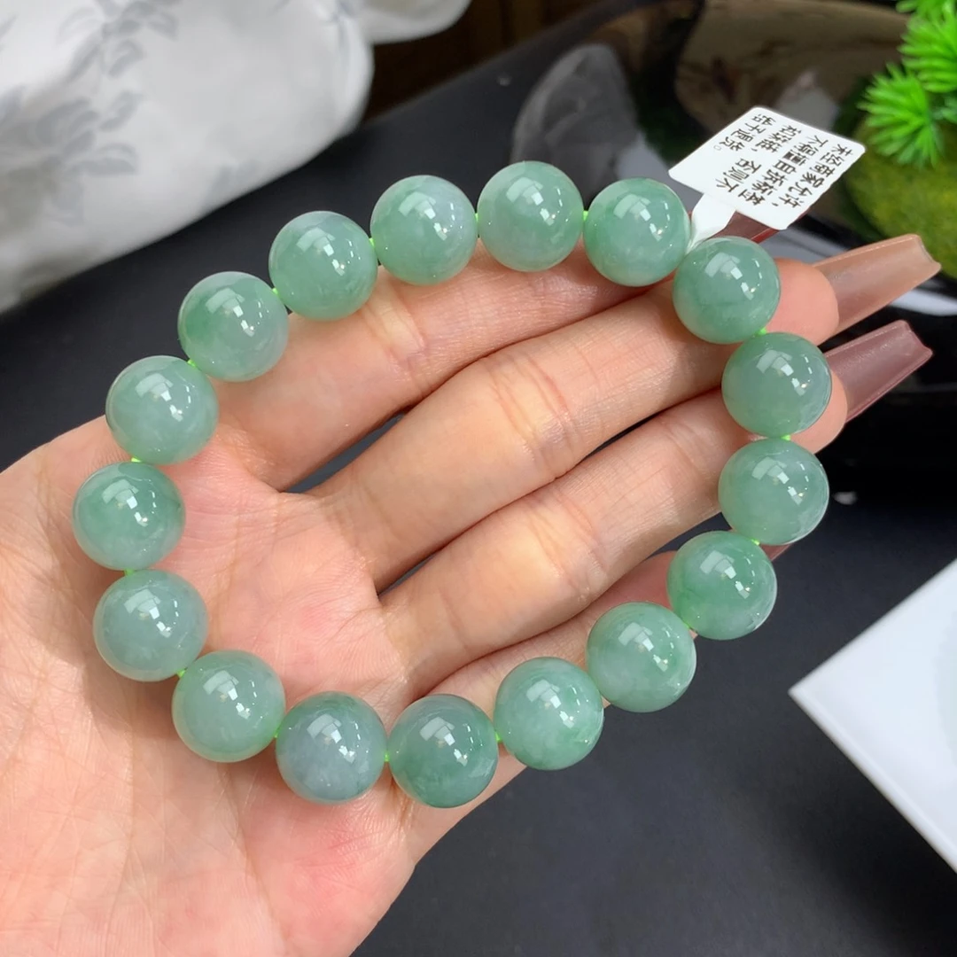 翡翠手链未镶嵌卡12胶润绿手串