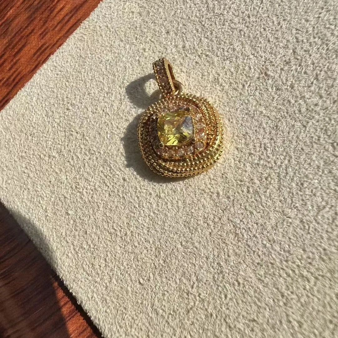 18k 金方糖吊坠配件
