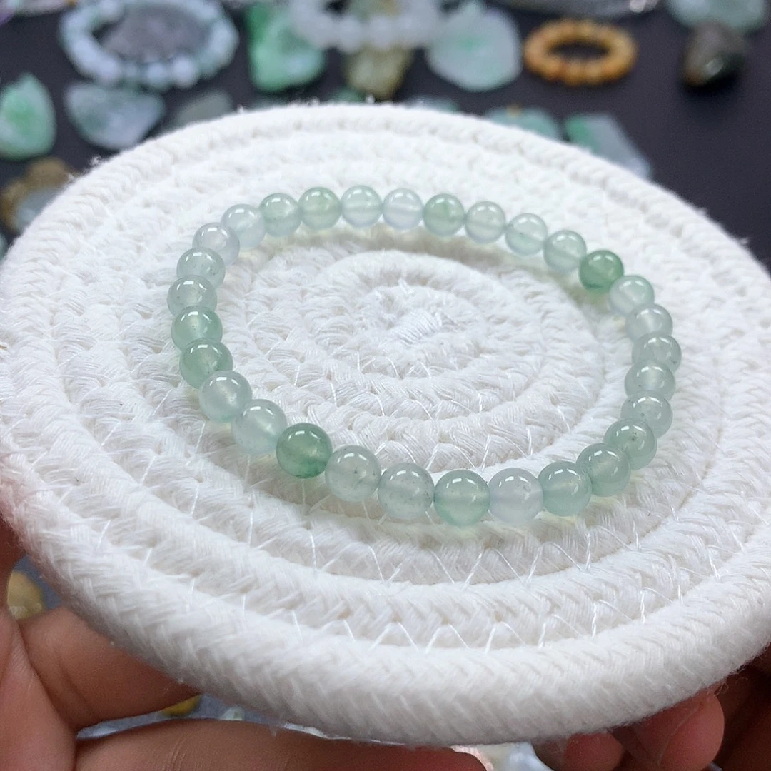 翡翠未镶嵌颈饰手串