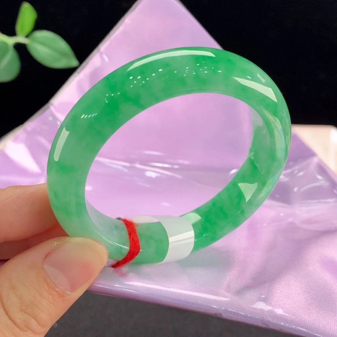 翡翠未镶嵌手镯0364