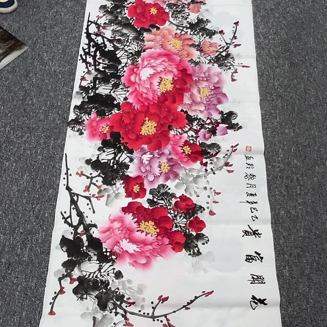 国画卖字画的小男孩
