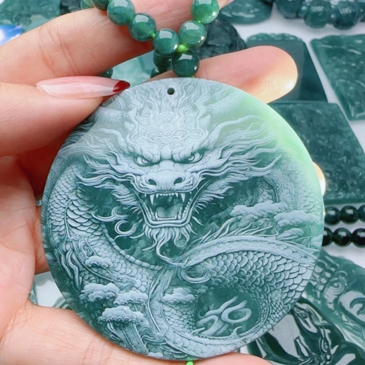 翡翠未镶嵌颈饰多样性发货天然A货翡翠