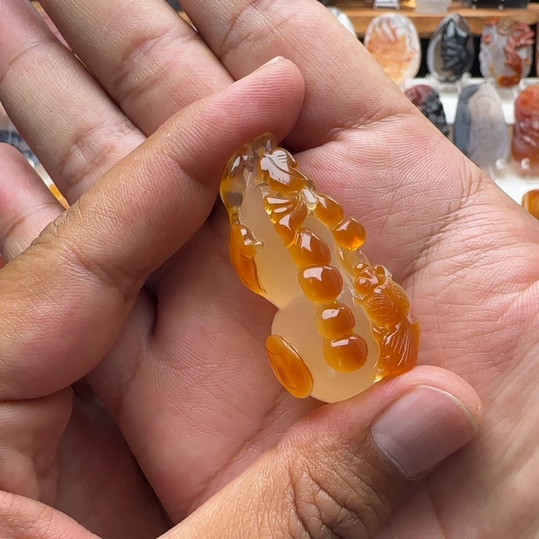 玛瑙/玉髓未镶嵌颈饰