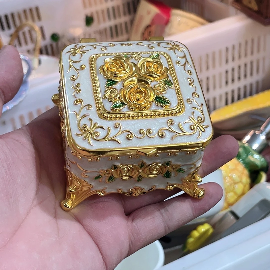 瓷片开播福利。。。。。。