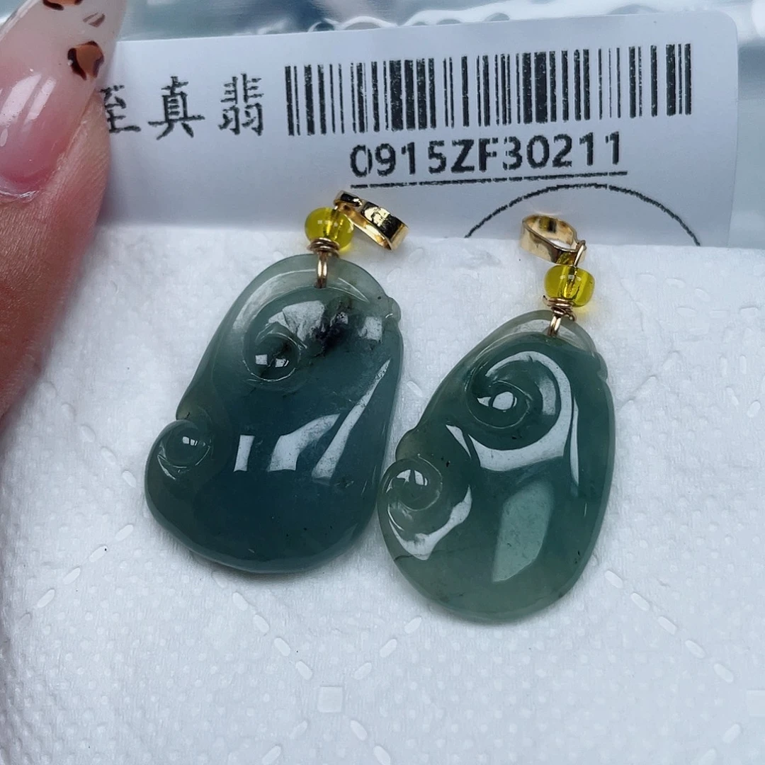 吊坠(不含链)未镶嵌翡翠