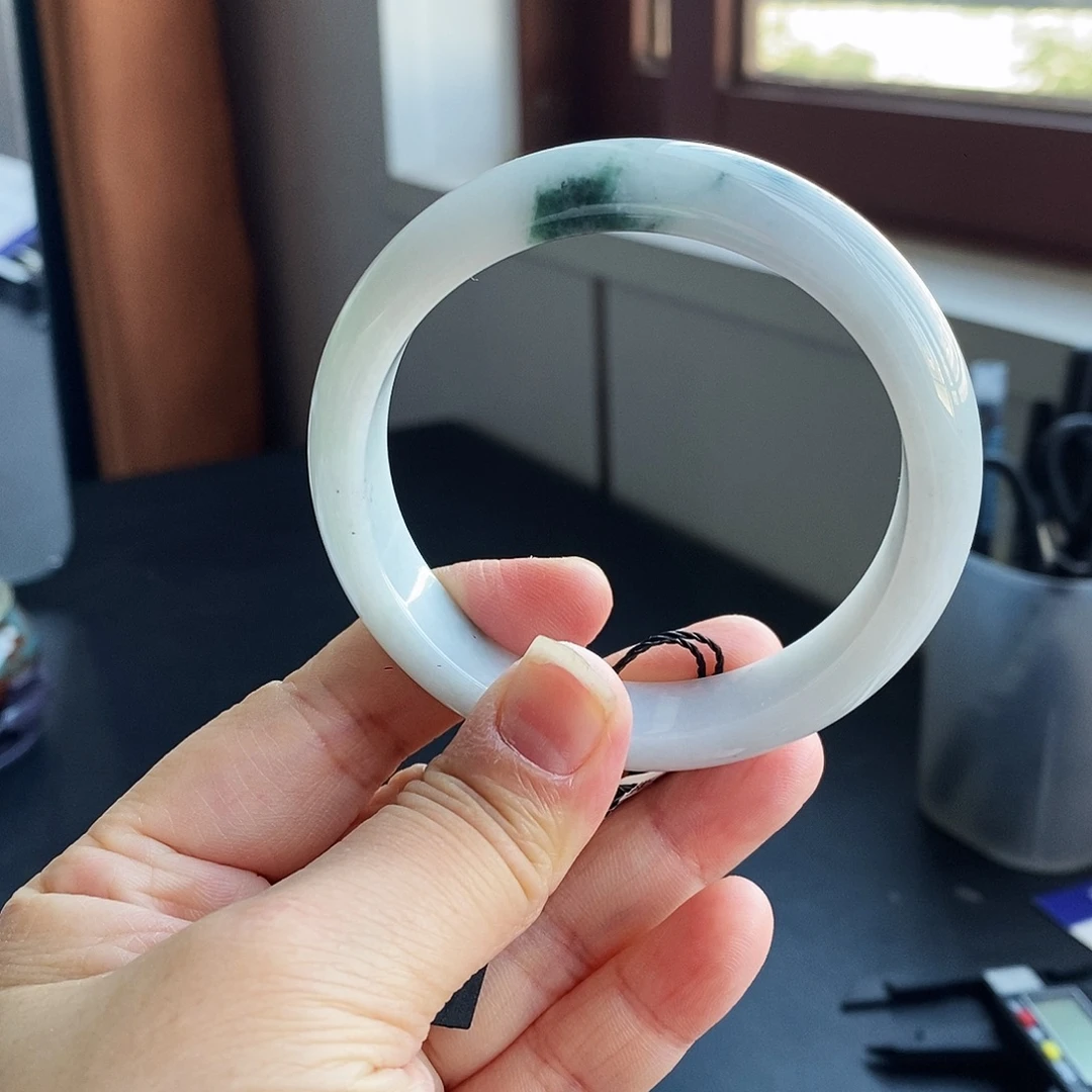 翡翠未镶嵌手镯翡翠手镯