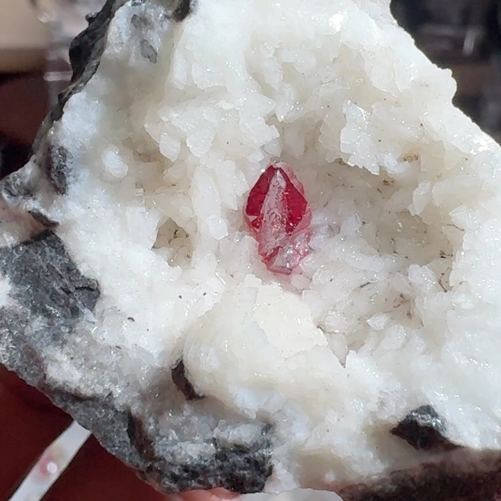 天然辰砂朱砂原，