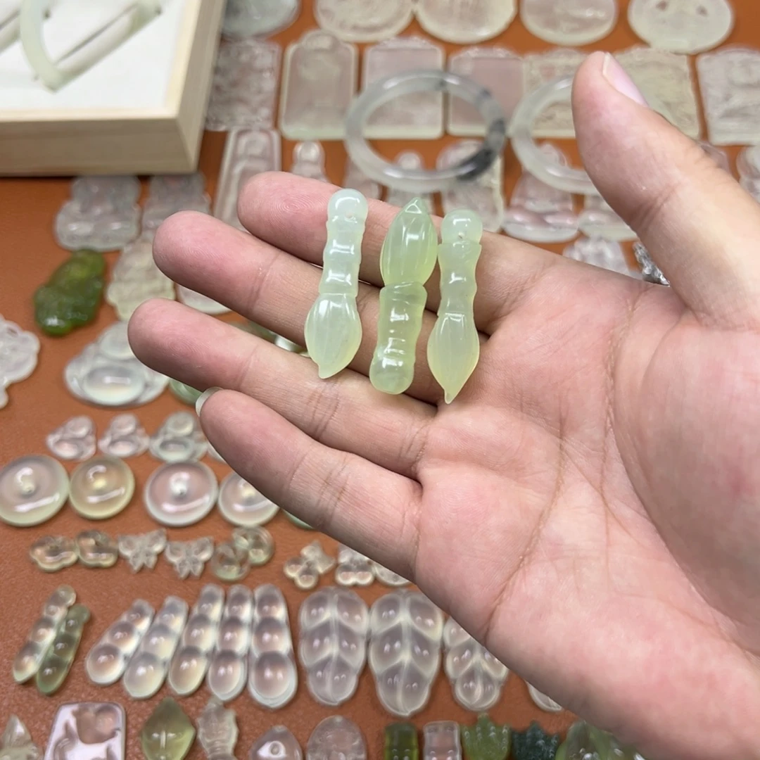 岫玉未镶嵌多样性随机发一