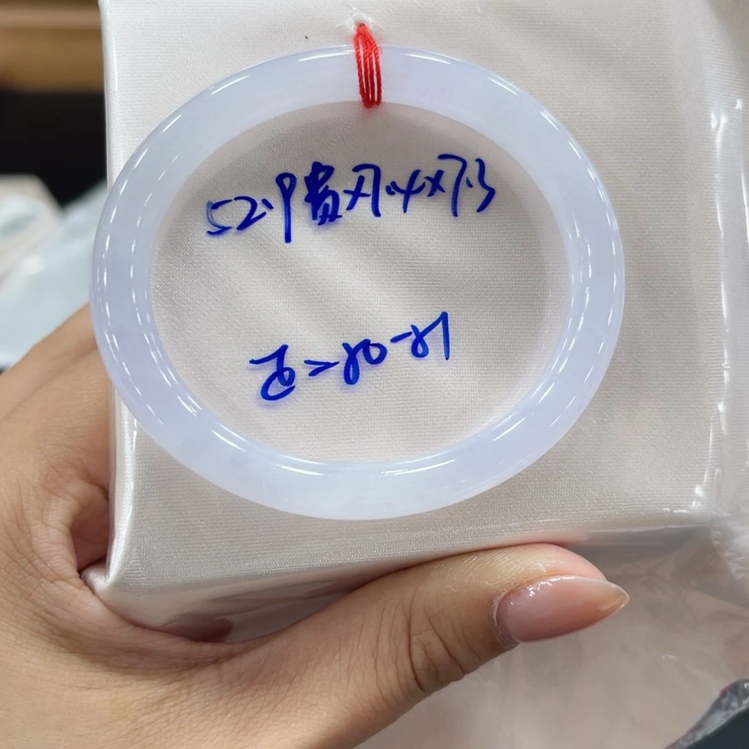 未镶嵌手镯翡翠翡翠